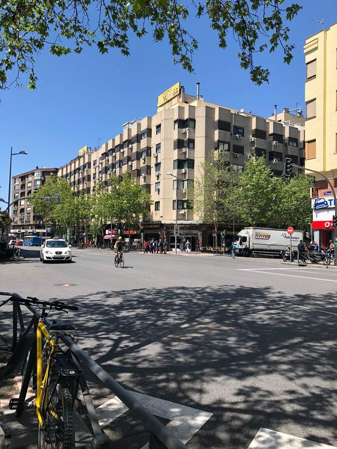 Atico Puerta De Europa Apartment Madrid Exterior foto