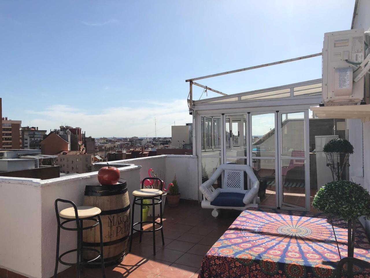 Atico Puerta De Europa Apartment Madrid Exterior foto